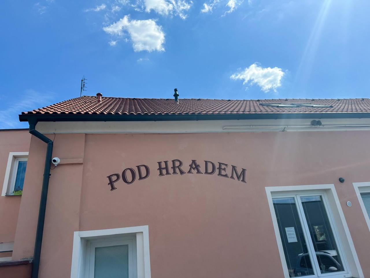 Apartman Pod Hradem Horsovsky Tyn ภายนอก รูปภาพ