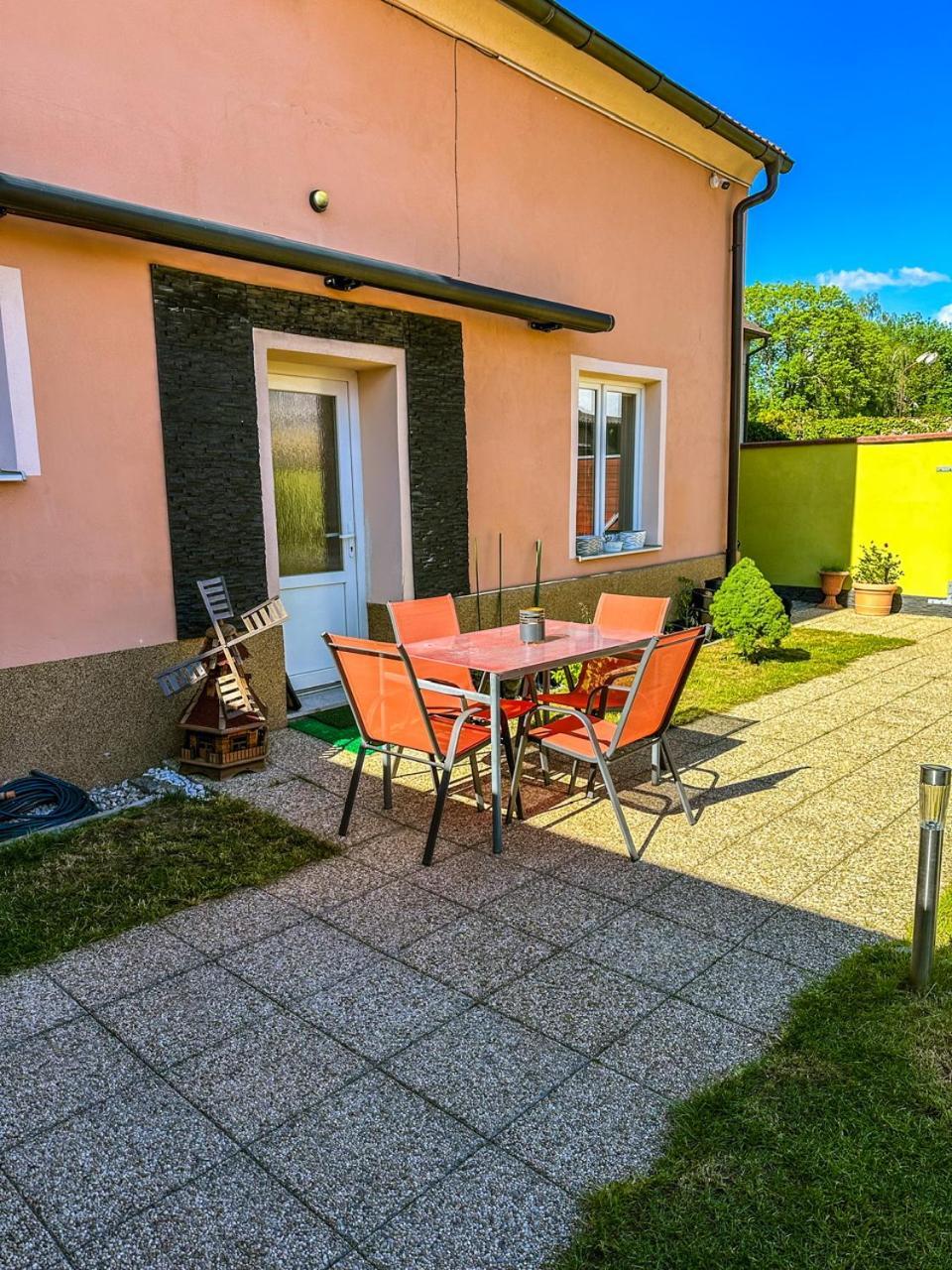 Apartman Pod Hradem Horsovsky Tyn ภายนอก รูปภาพ
